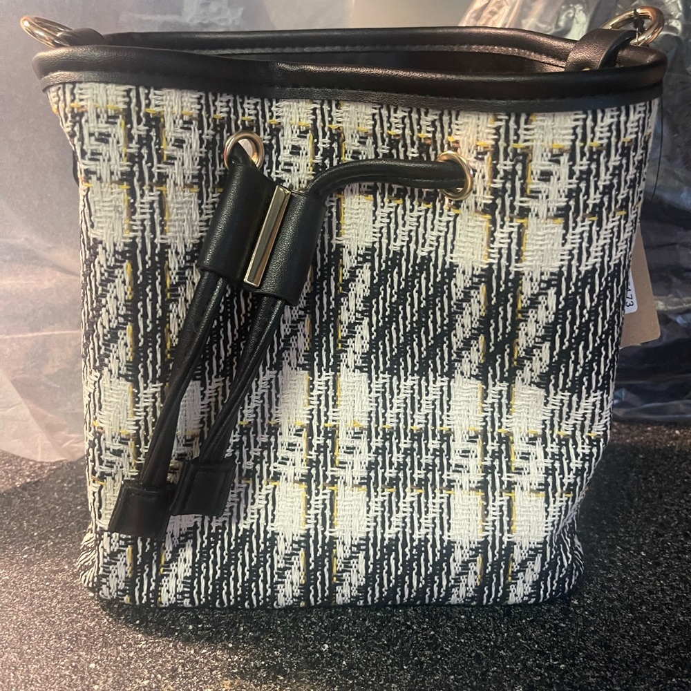 Plaid Bucket Bag with Drawstring by hello 3 am